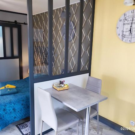 בית הארחה לאמוט-בוברון 	Tranquillite & Independance Au Coeur De La Sologne מראה חיצוני תמונה