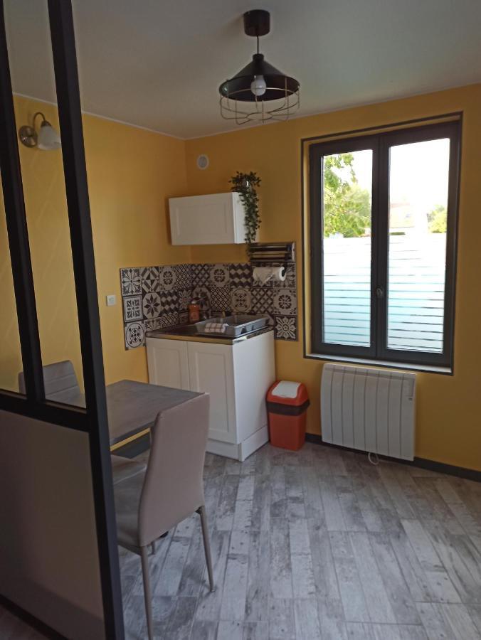 בית הארחה לאמוט-בוברון 	Tranquillite & Independance Au Coeur De La Sologne מראה חיצוני תמונה