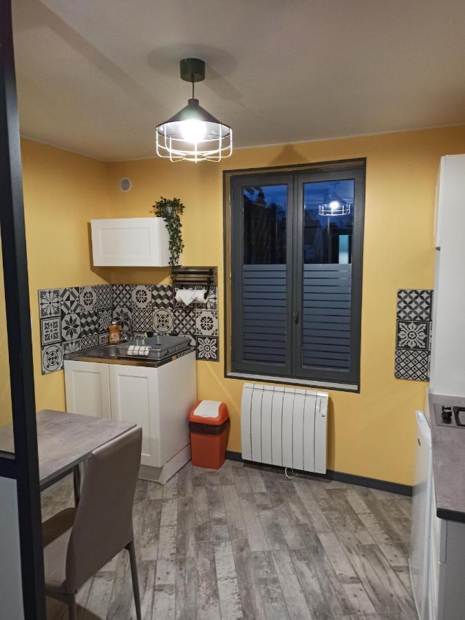 בית הארחה לאמוט-בוברון 	Tranquillite & Independance Au Coeur De La Sologne מראה חיצוני תמונה