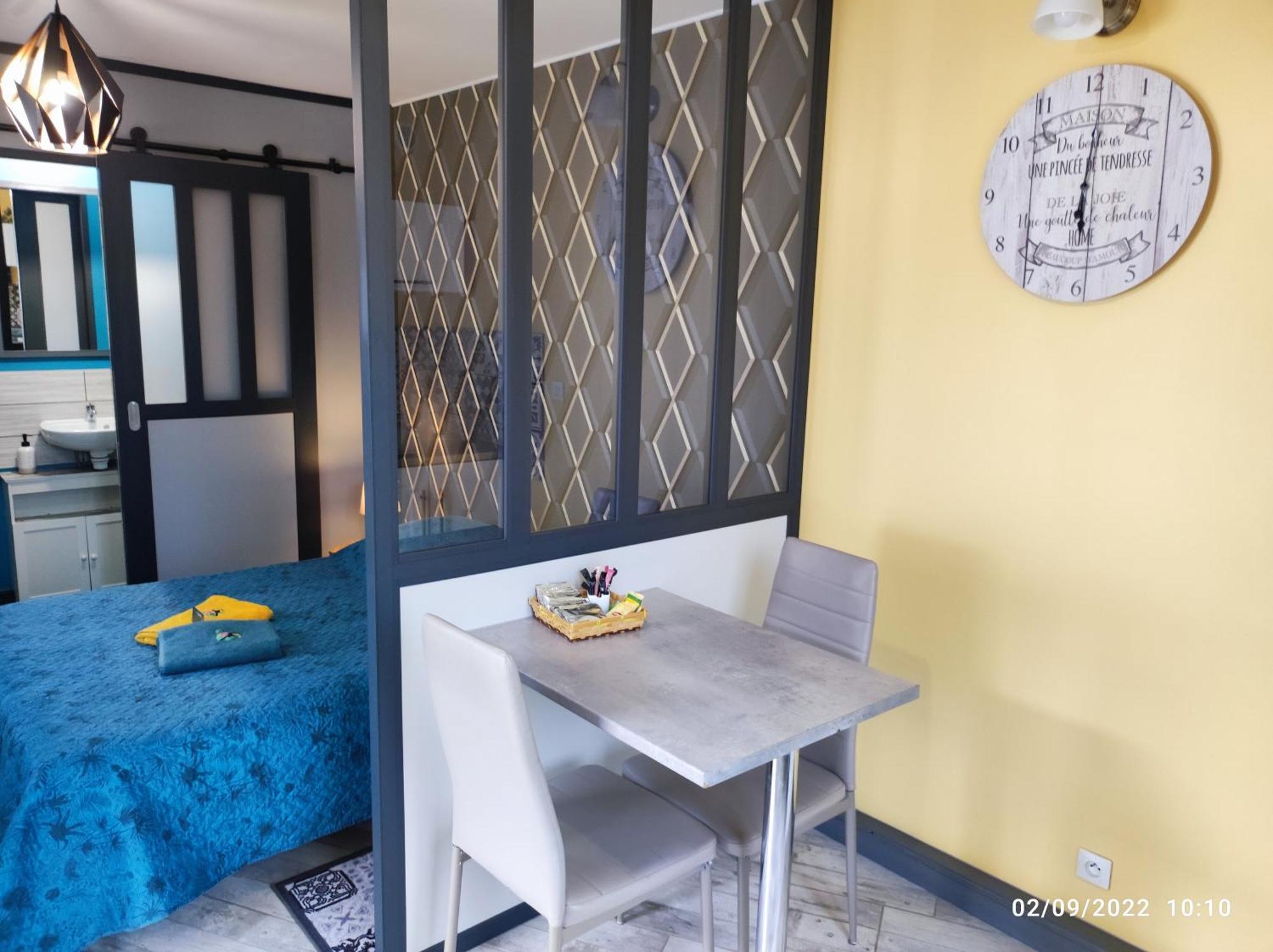 בית הארחה לאמוט-בוברון 	Tranquillite & Independance Au Coeur De La Sologne מראה חיצוני תמונה