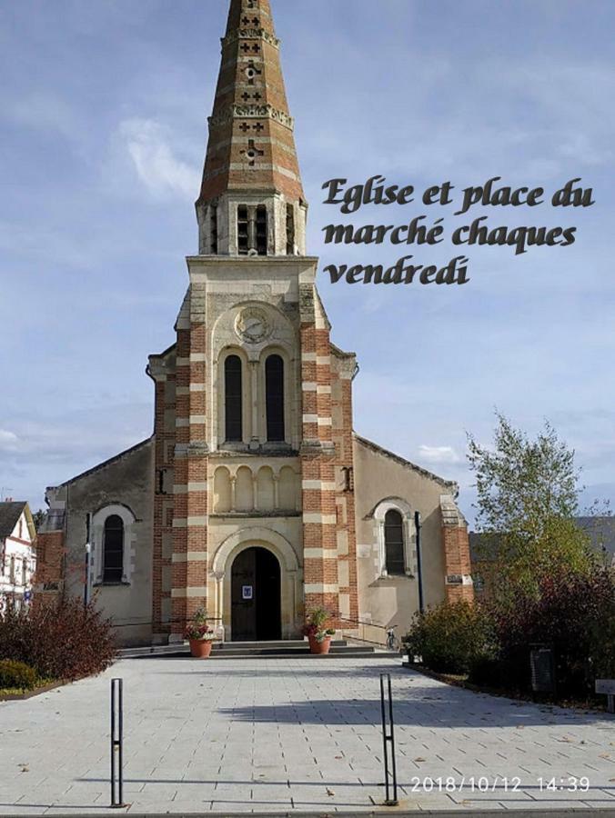 בית הארחה לאמוט-בוברון 	Tranquillite & Independance Au Coeur De La Sologne מראה חיצוני תמונה